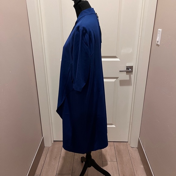 Elegant Blue Misook Dress - Picture 2 of 5